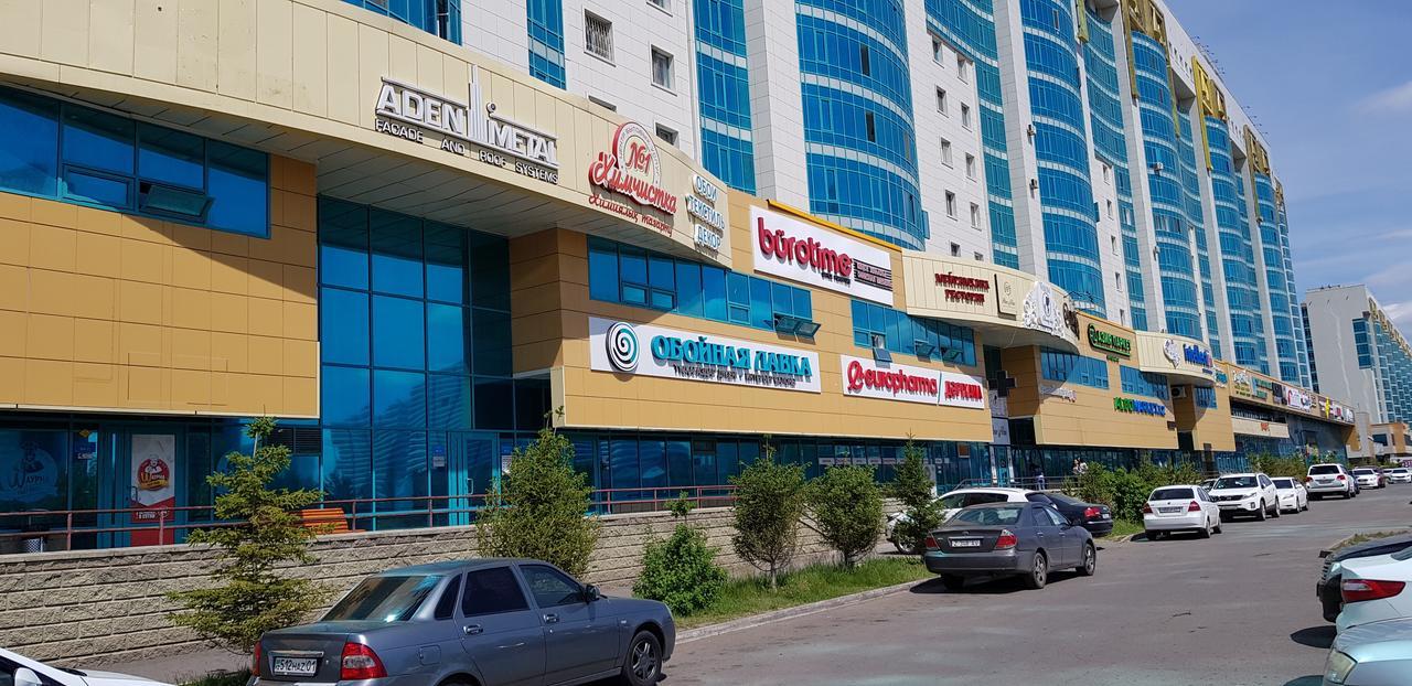 Apartment Lazurniy Astana Buitenkant foto