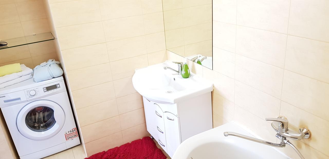Apartment Lazurniy Astana Buitenkant foto
