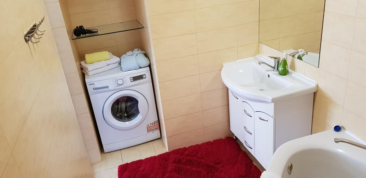 Apartment Lazurniy Astana Buitenkant foto